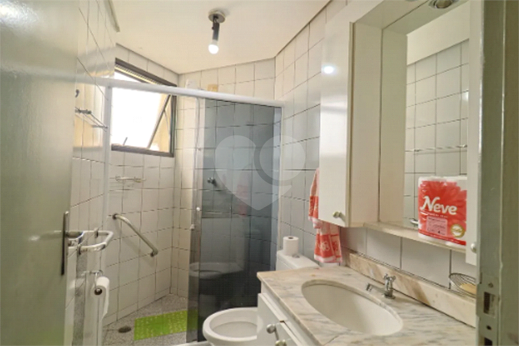 APARTAMENTO em GOPOÚVA
