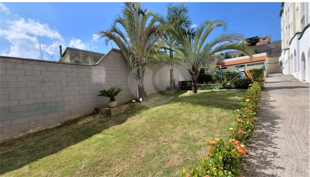 APARTAMENTO em LIMÃO