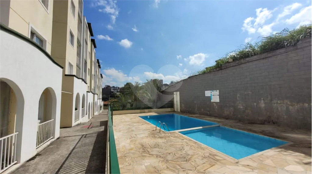 APARTAMENTO em LIMÃO