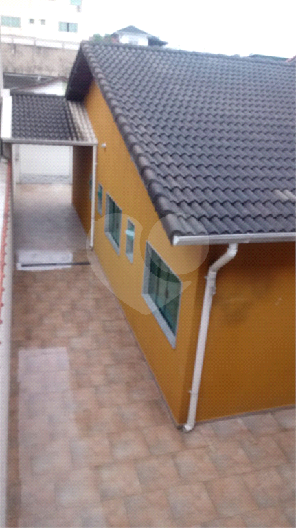 Casa - Guarulhos - 4 Quartos / Dormitórios - 5 Vagas - Venda / Compra - Edícula