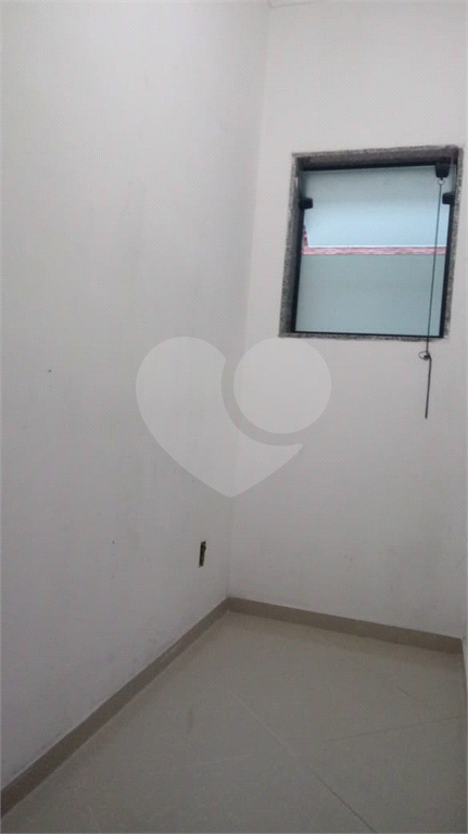 Casa - Guarulhos - 4 Quartos / Dormitórios - 5 Vagas - Venda / Compra - Edícula