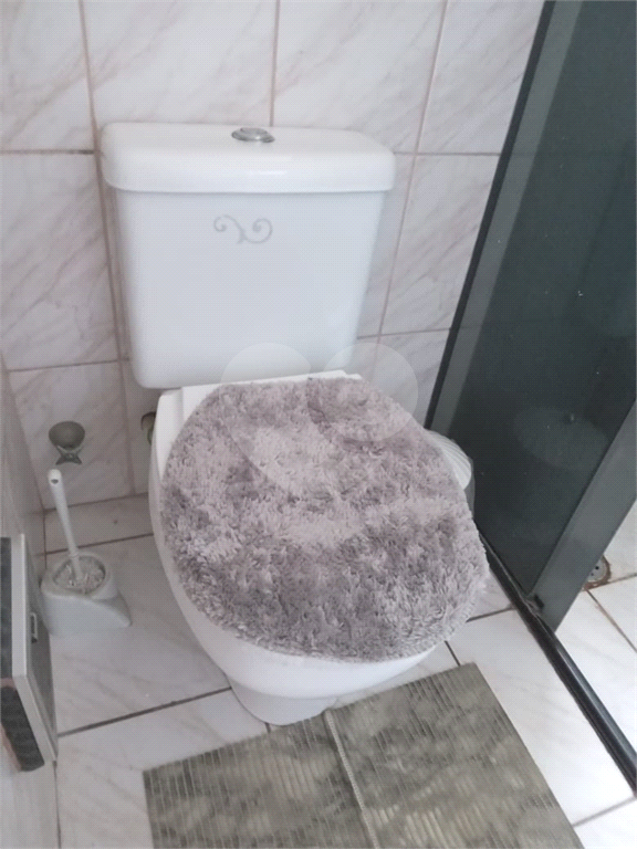 APARTAMENTO em CAMPO LIMPO