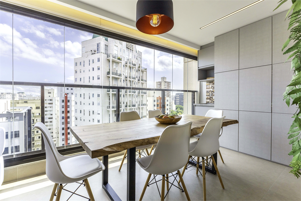 Alto padrão na V. Mariana, apartamento pronto para morar