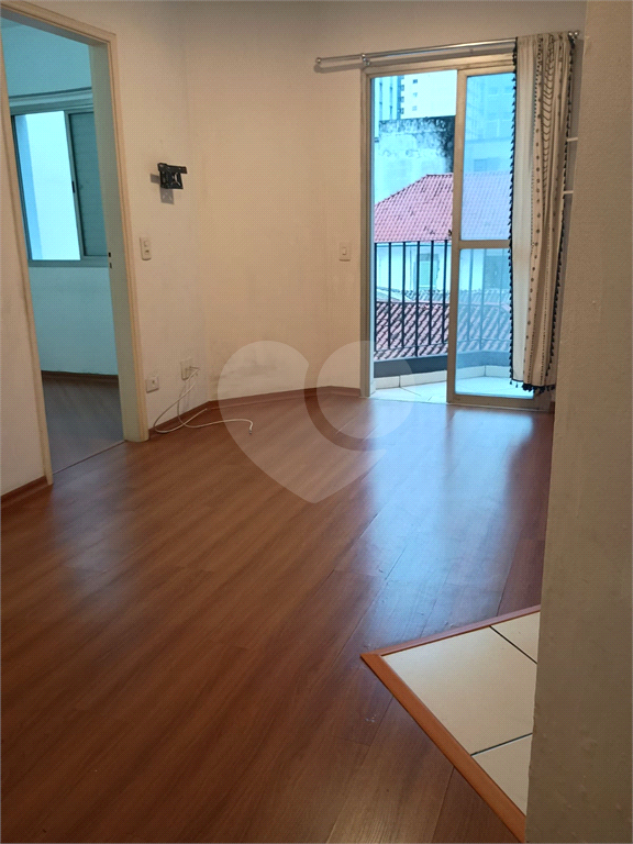 APARTAMENTO em BELA VISTA