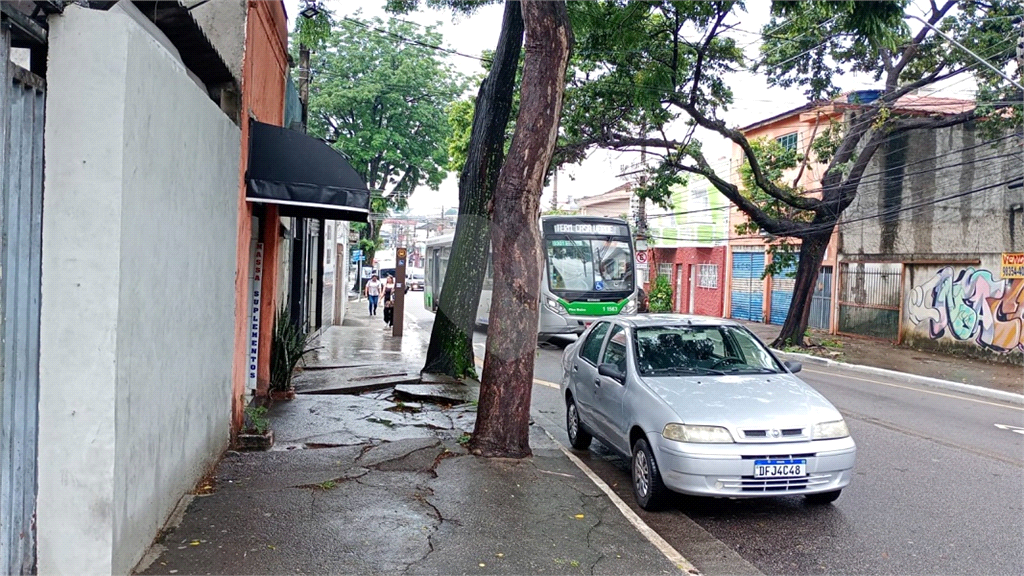 Terreno à Venda na Avenida Casa Verde - Excelente Oportunidade Comercial ou Residencial