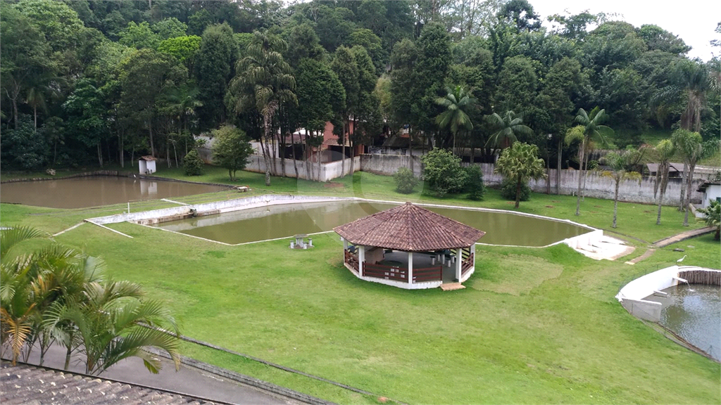 Excepcional Chácara à venda com rampa de acesso para barcos e jet skis para a Represa Billings 