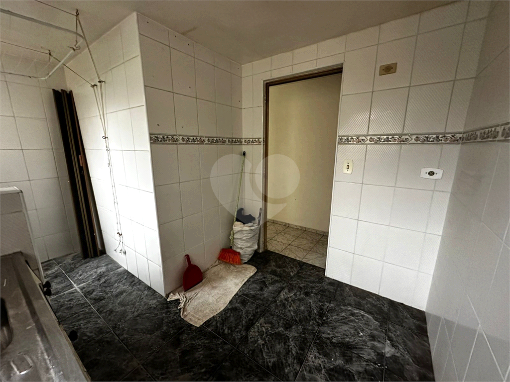 Apartamento à venda com 2 quartos, 50m² - Foto 2