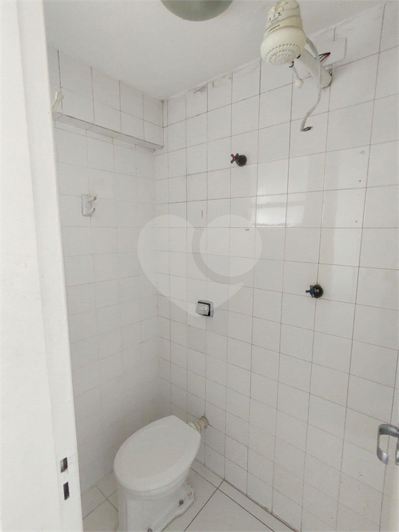 Apartamento à venda com 2 quartos, 2300m² - Foto 21