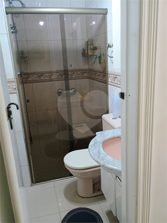 Apartamento à venda com 3 quartos, 65m² - Foto 24