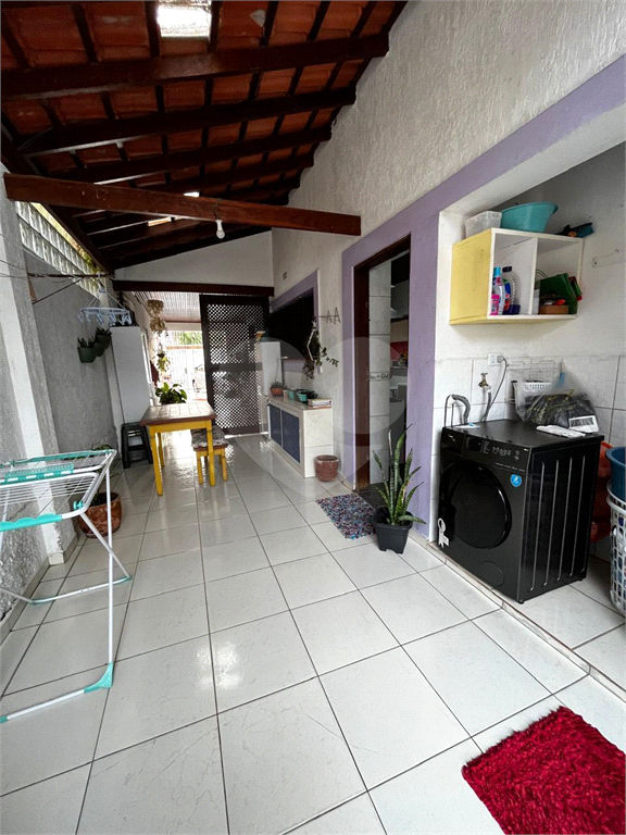 Maravilhosa casa à 300metros da praia.
