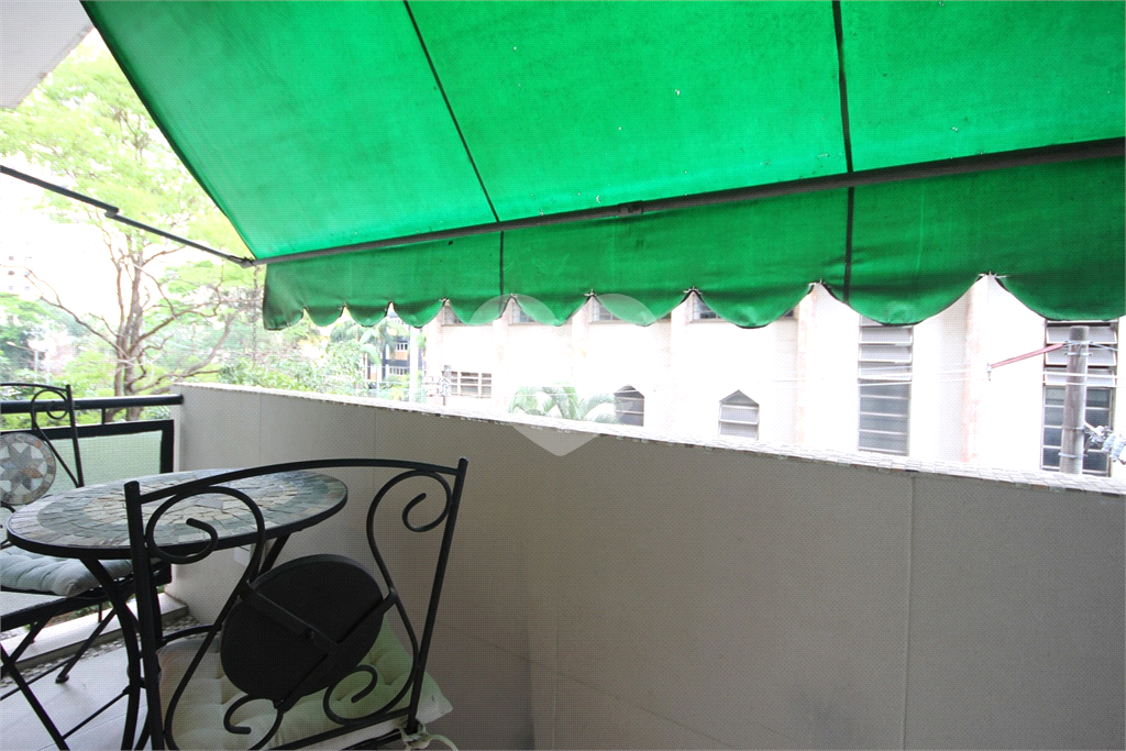 Apartamento de 130m² reformado localizado no coração do Itaim Bibi 