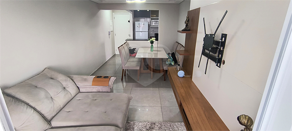 Apartamento à venda | 58 m² | 2 dormitórios (1 suíte) | 1 vaga na Vila Galvão!