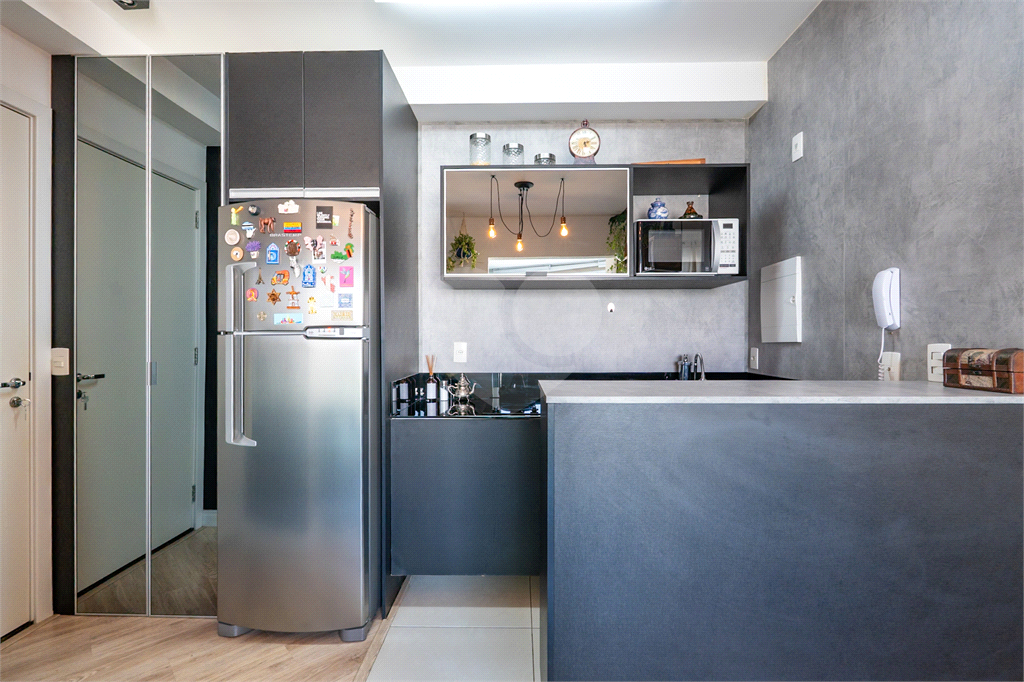 O Studio com 36 m2 com 1 dormitório e vaga de garagem.