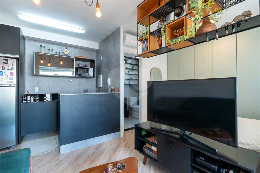 O Studio com 36 m2 com 1 dormitório e vaga de garagem.