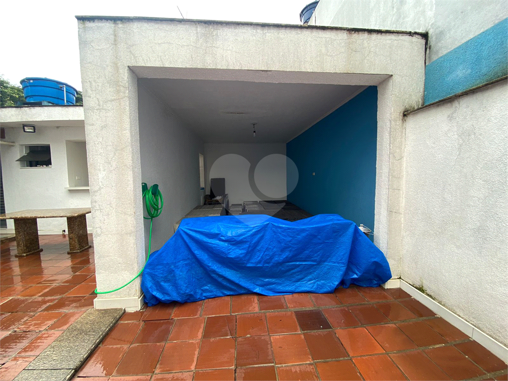 Sobrado 3 Suítes próximo ao parque do carmo