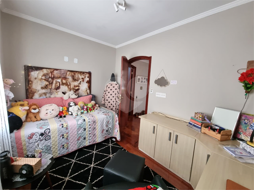 Casa à venda com 3 quartos, 220m² - Foto 28