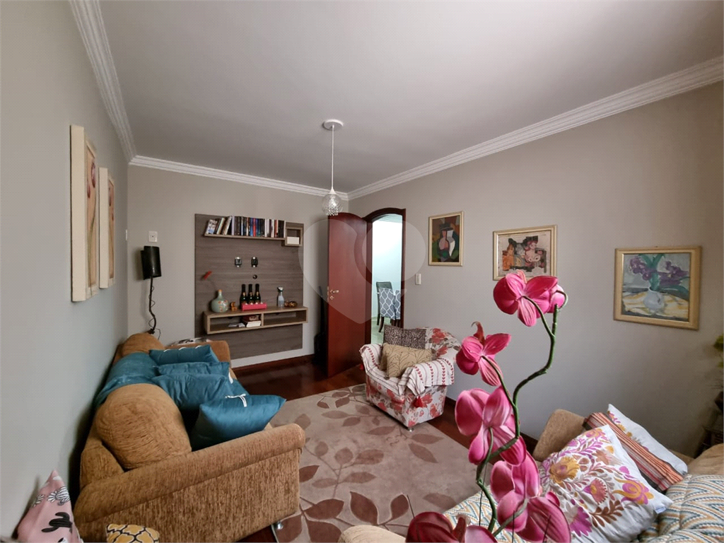 Casa à venda com 3 quartos, 220m² - Foto 35