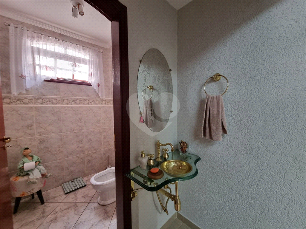 Casa à venda com 3 quartos, 220m² - Foto 8