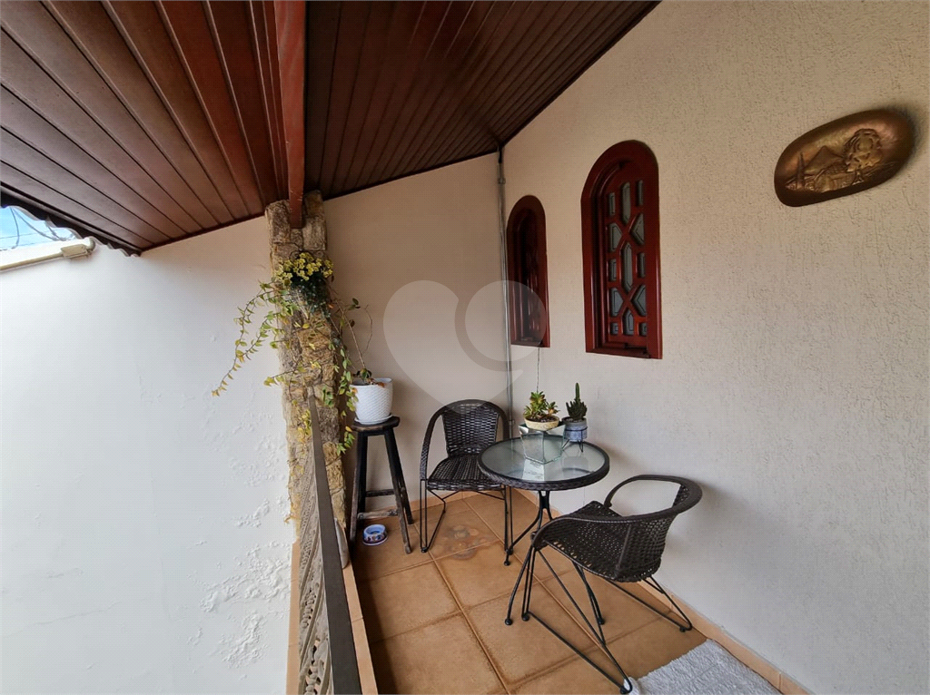 Casa à venda com 3 quartos, 220m² - Foto 39