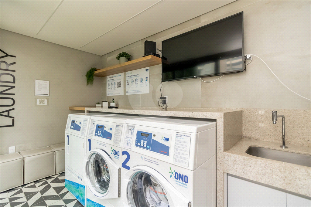 APARTAMENTO em MOEMA