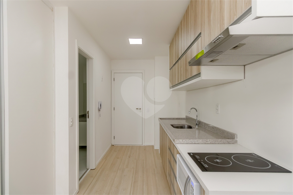 APARTAMENTO em MOEMA