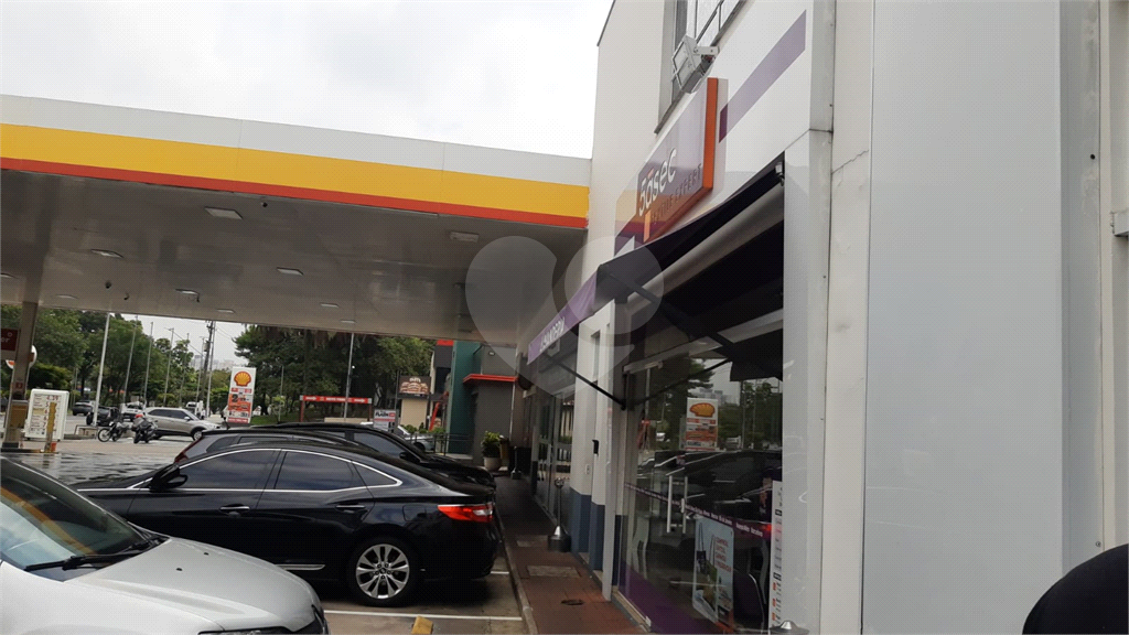 LOJA EM AUTO POSTO DE SERVIÇOS SHELL