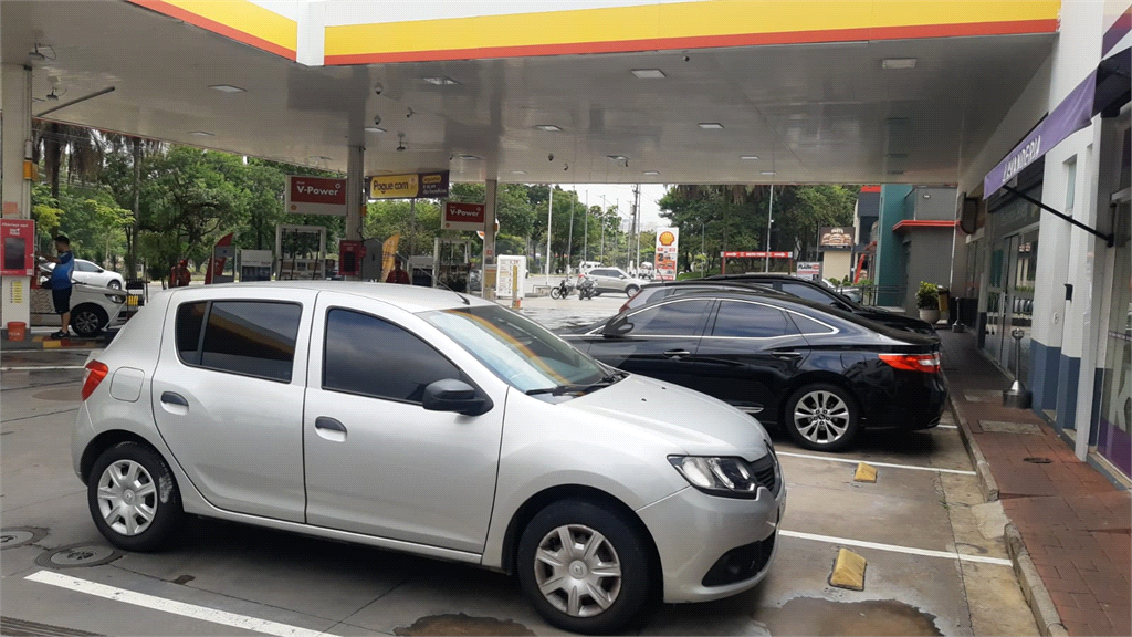 LOJA EM AUTO POSTO DE SERVIÇOS SHELL