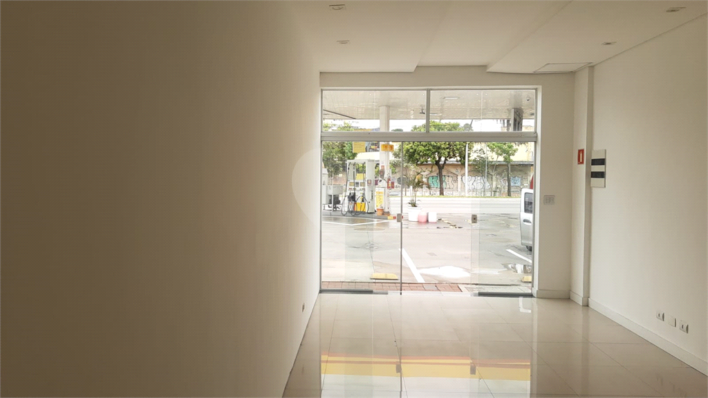 LOJA EM AUTO POSTO DE SERVIÇOS SHELL
