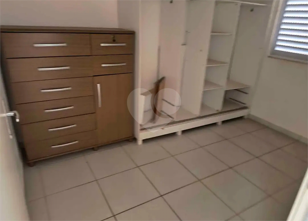 Apartamento à venda com 2 quartos, 46m² - Foto 13
