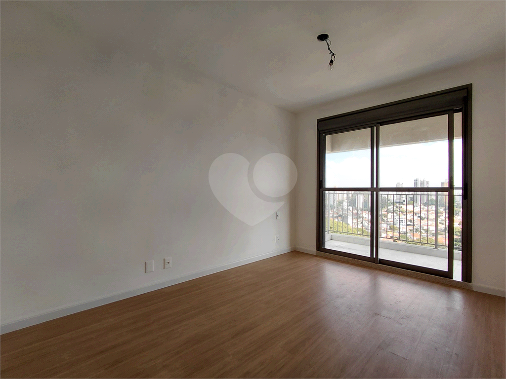 APARTAMENTO em TUCURUVI