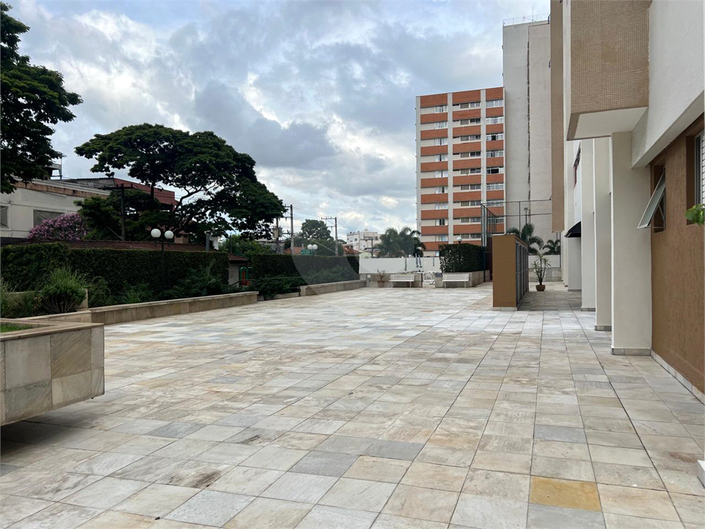 Ótimo apartamento a venda, totalmente retormado, ao lado da Braz Leme.