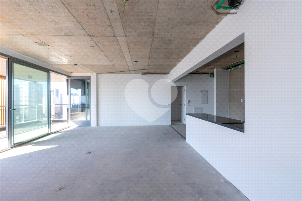 APARTAMENTO em BROOKLIN