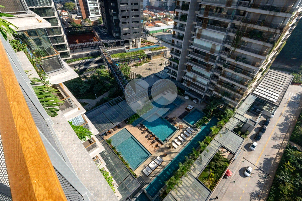 APARTAMENTO em BROOKLIN