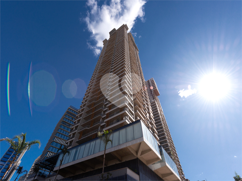 APARTAMENTO em BROOKLIN