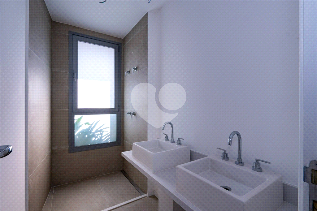APARTAMENTO em BROOKLIN