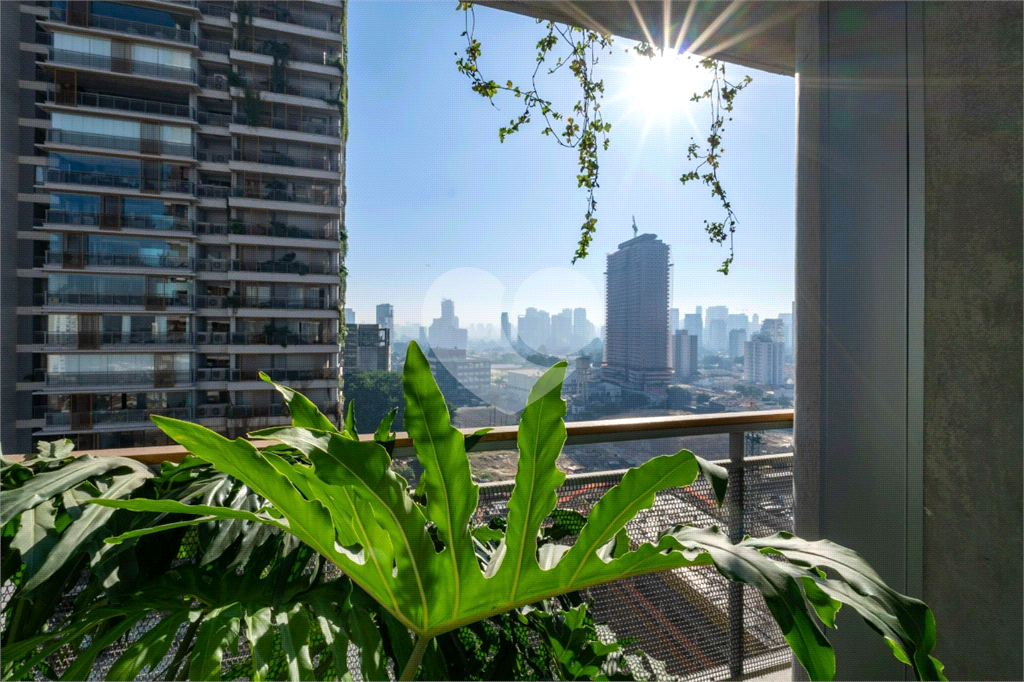 APARTAMENTO em BROOKLIN