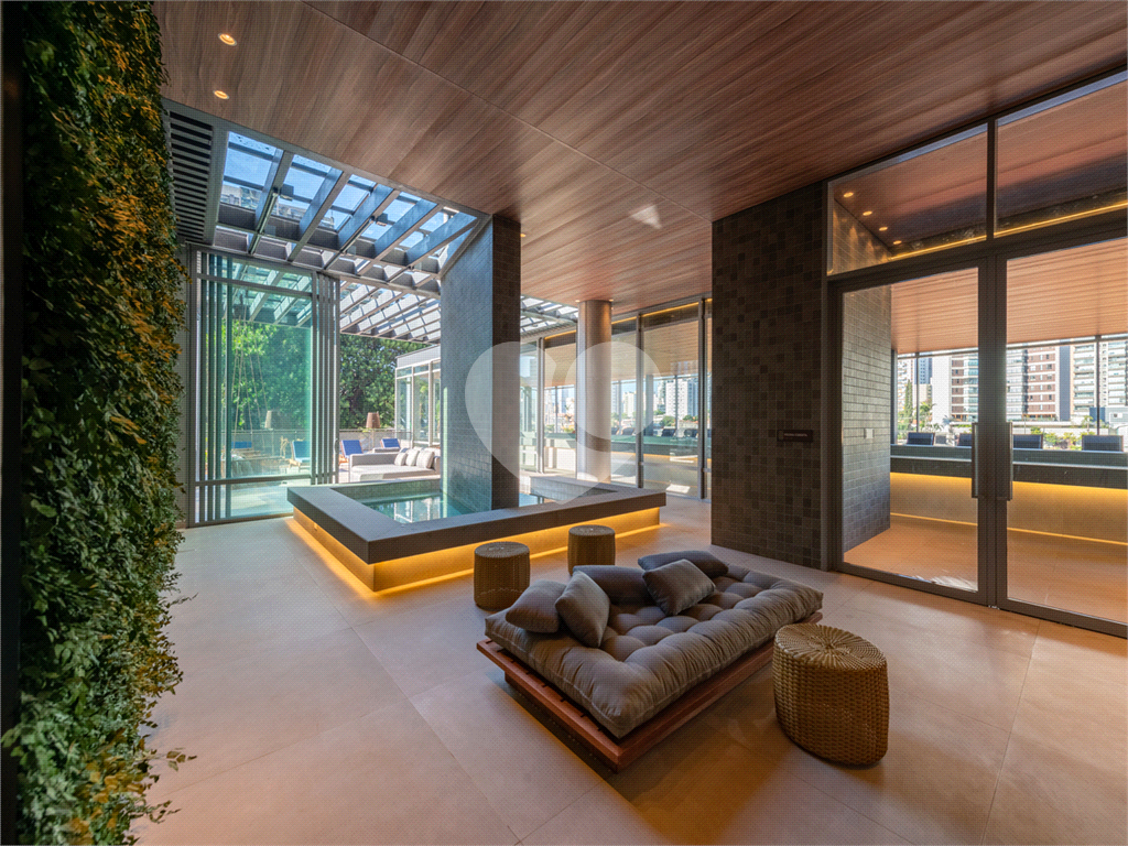 APARTAMENTO em BROOKLIN