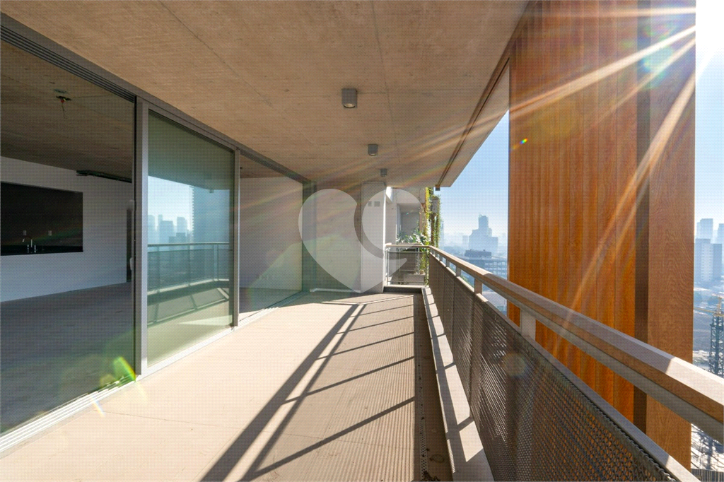 APARTAMENTO em BROOKLIN