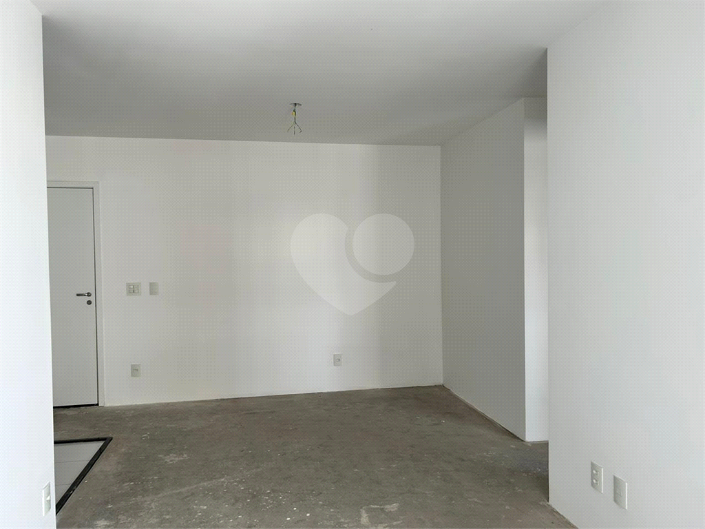 APARTAMENTO em JARDIM FLOR DA MONTANHA