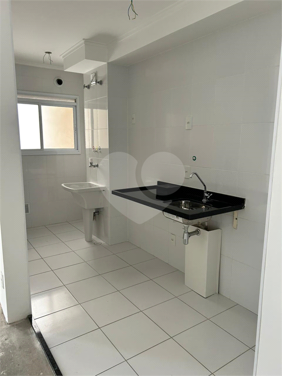 APARTAMENTO em JARDIM FLOR DA MONTANHA