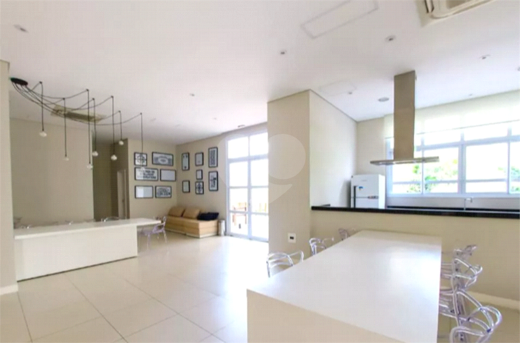 APARTAMENTO em JARDIM FLOR DA MONTANHA