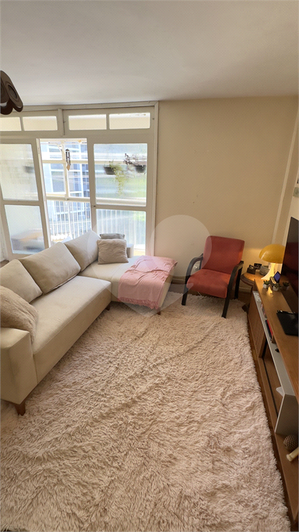 Apartamento à Venda 125m| 3 Quartos| Sala 2 Ambientes com Varanda |1 Vaga| Sumaré