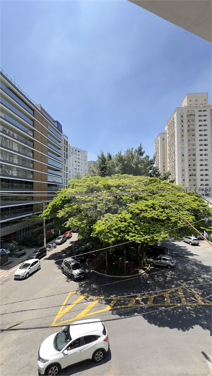 Apartamento à Venda 125m| 3 Quartos| Sala 2 Ambientes com Varanda |1 Vaga| Sumaré
