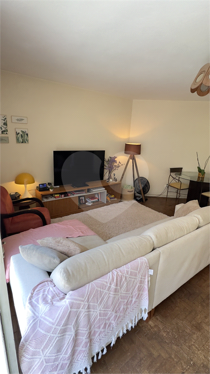 Apartamento à Venda 125m| 3 Quartos| Sala 2 Ambientes com Varanda |1 Vaga| Sumaré