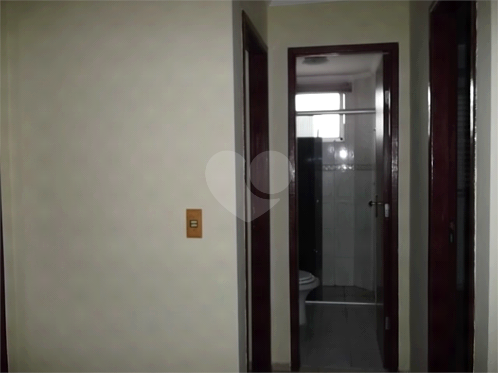 Apartamento à venda e aluguel com 2 quartos, 62m² - Foto 5