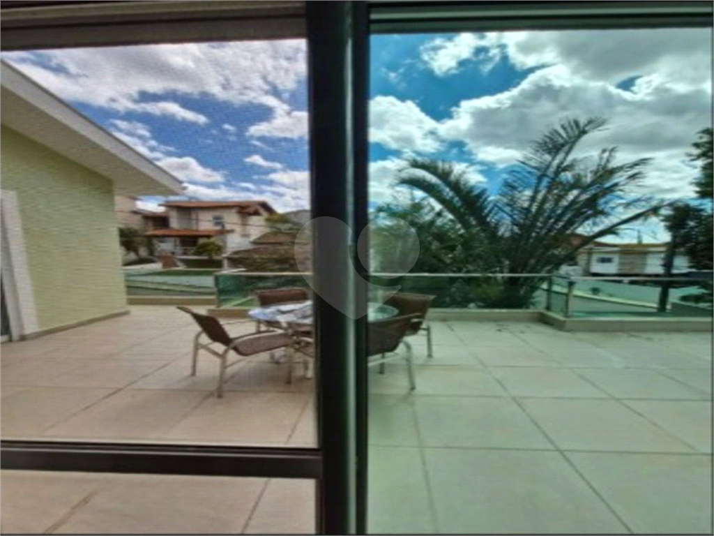Casa à venda com 4 quartos, 305m² - Foto 37
