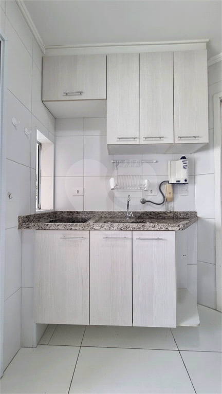 APARTAMENTO em SANTANA