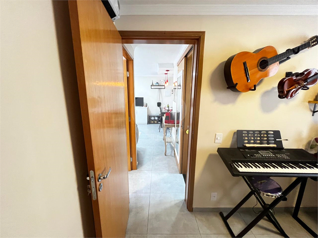 Apartamento à venda com 2 quartos, 44m² - Foto 14