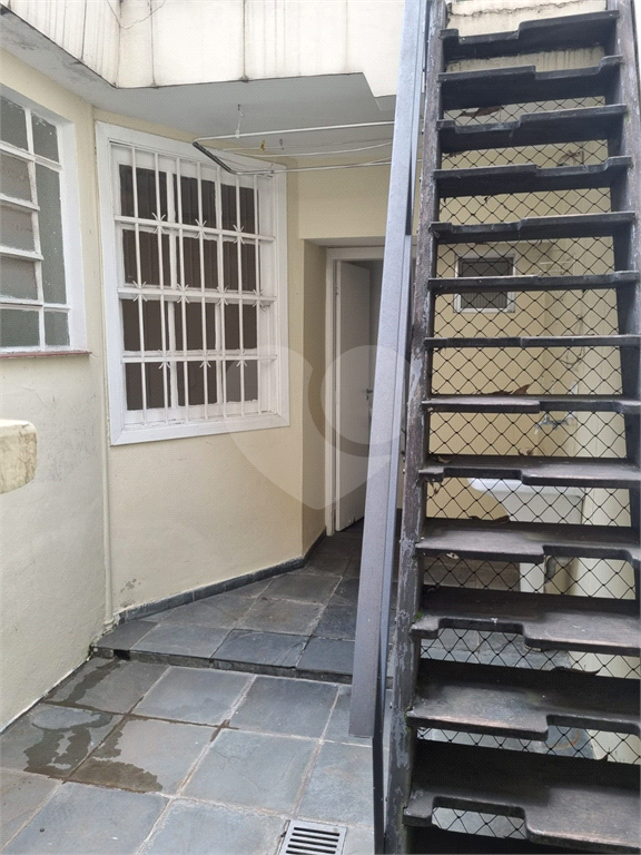 CASA DE VILA em CAMPO BELO
