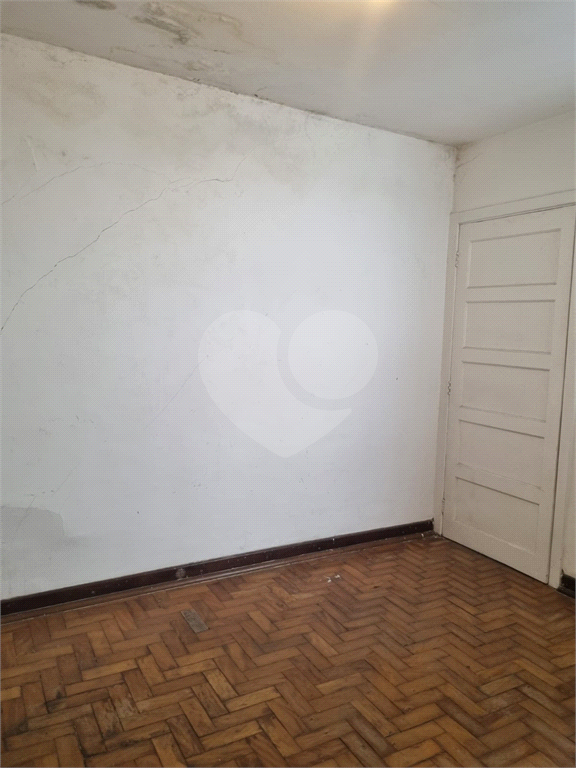 CASA DE VILA em CAMPO BELO